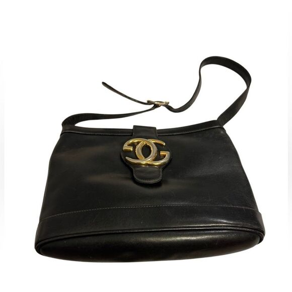 Gucci Black and Gold Leather Shoulder Bag with Iconic Logo - Picture 12 of 12